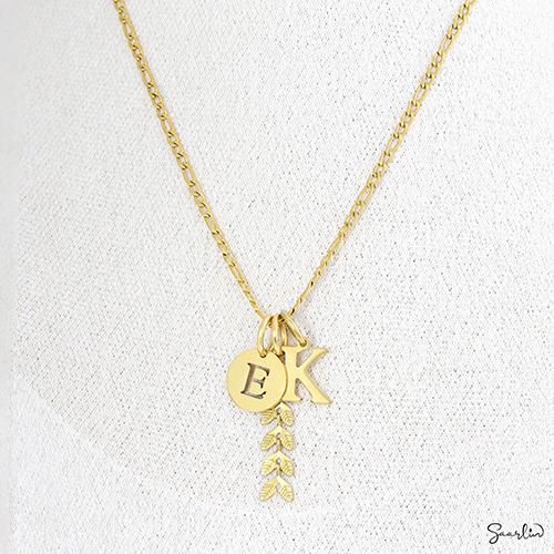 MySaarlin-pendant with figaro chain