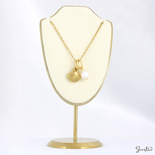 OmaSaarlin-riipus riipusheloilla